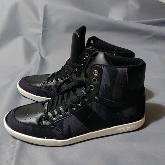 guess holographic shoes